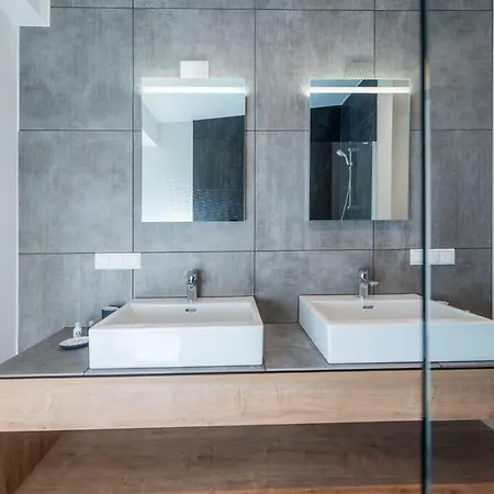 Deluxe Berglust Apartment *