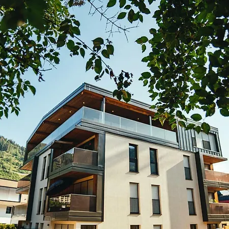 Deluxe Berglust Apartment